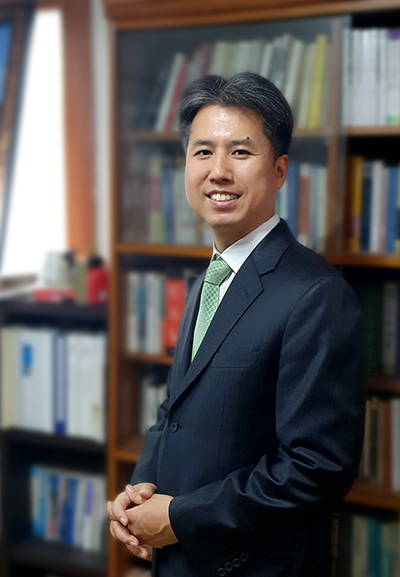 담임목사 전범진